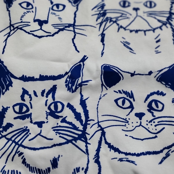 White Crop Top with Blue Cat Graphic - Picture 2 of 2